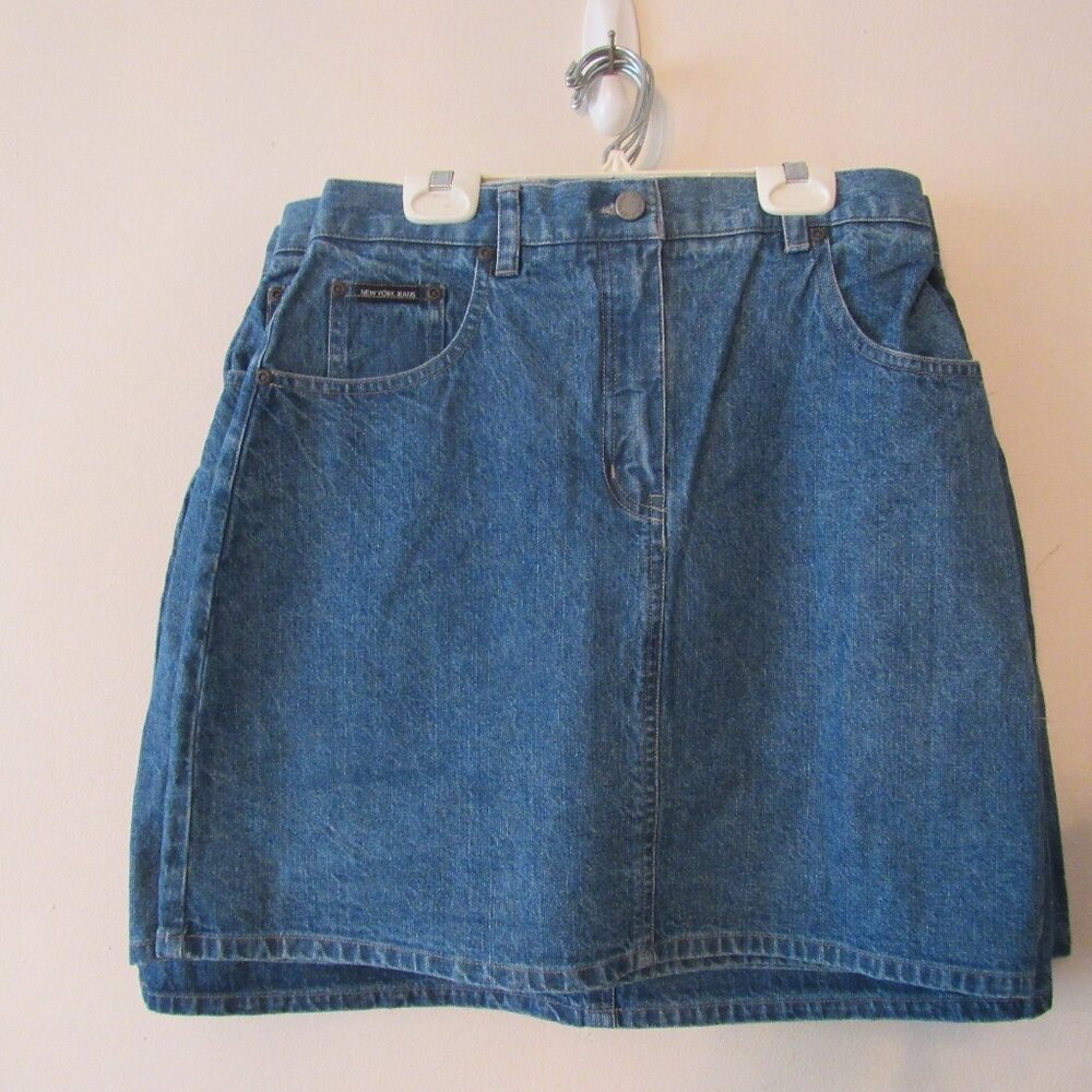 Women short denim skirt